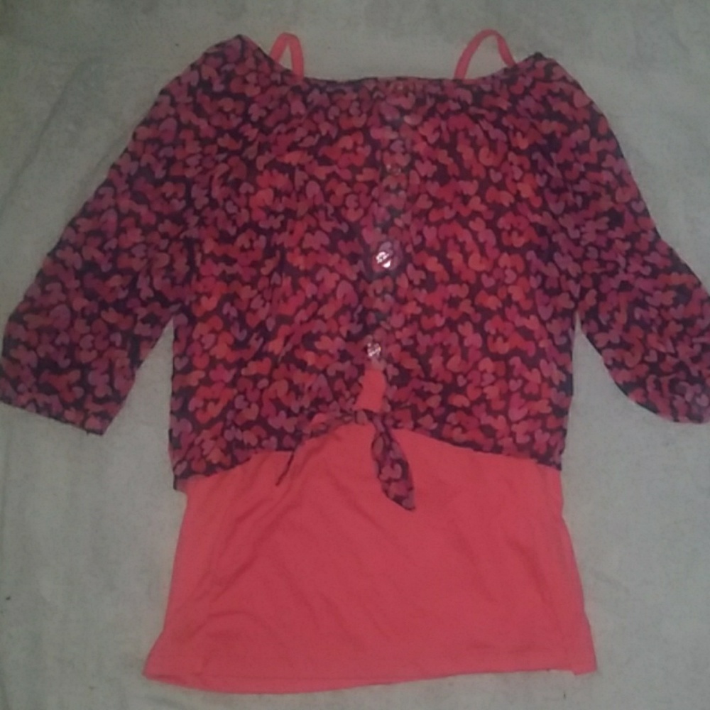 Two piece girls top. Peach tank, heart mid sleeve